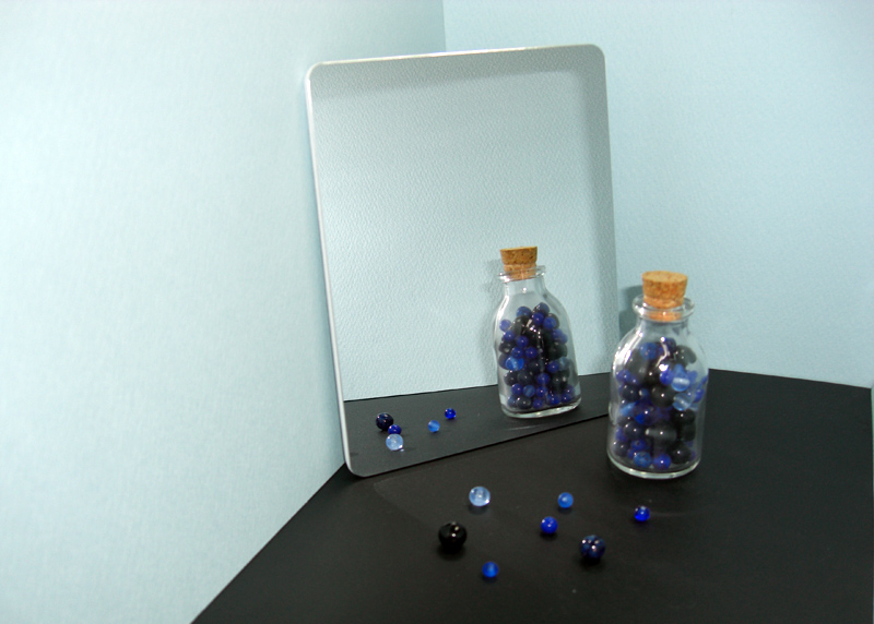 割れない樹脂ミラー